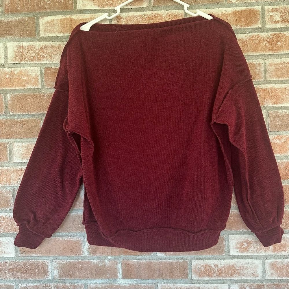 Saints & Hearts Wide Neck Oversized Sweater Women’s Small Maroon